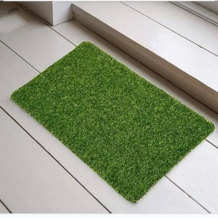 Non-Slip%20Artificial%20Grass%20Door%20Mat%20-%20Indoor/Outdoor%20Rug%20for%20Home%20or%20Pets%20-%20Image%202