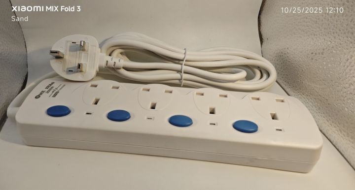 Mini%20Extension%20Cord%20-%20Image%204