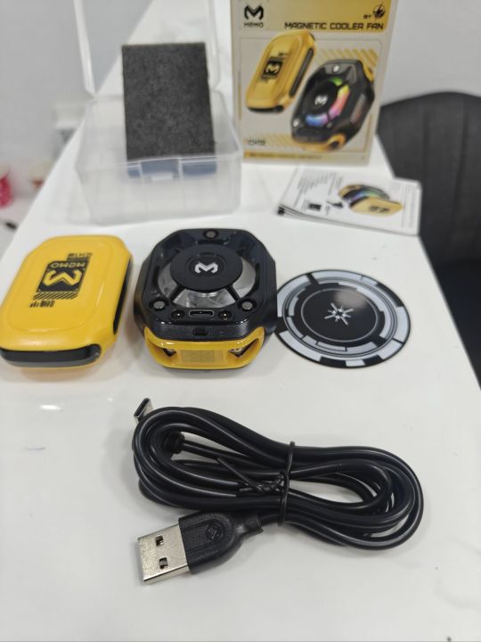 MEMO%20CX12%20Magnetic%20Mobile%20Cooling%20Fan%2010W%20%7C%20Semiconductor%20Phone%20Cooler%20with%20Built-in%20Battery%20%7C%20RGB%20Gaming%20Cooler%20%7C%20Silent%20Mobile%20Radiator%20for%20PUBG,%20Free%20Fire%20&%20Mobile%20%7C%20Android%20&%20ios%20Compatible%20-%20Image%206