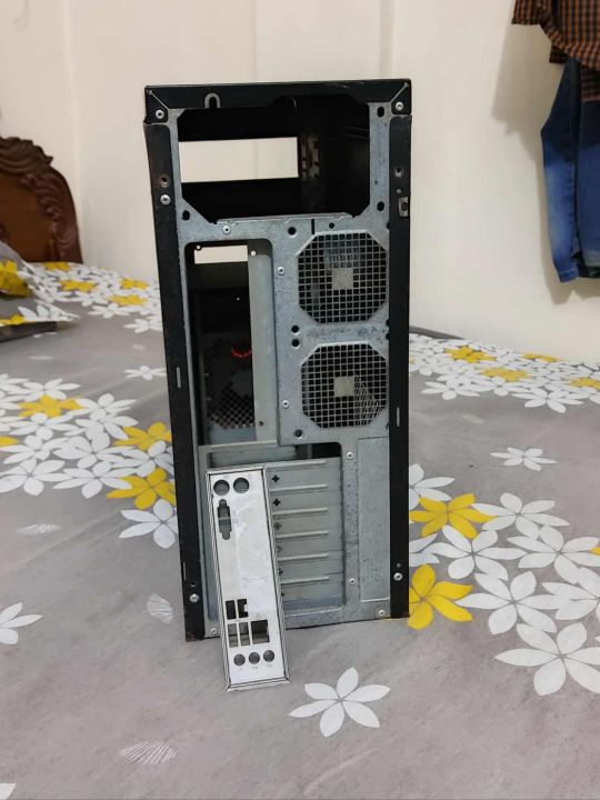 PC%20%20casing%20-%20Image%202