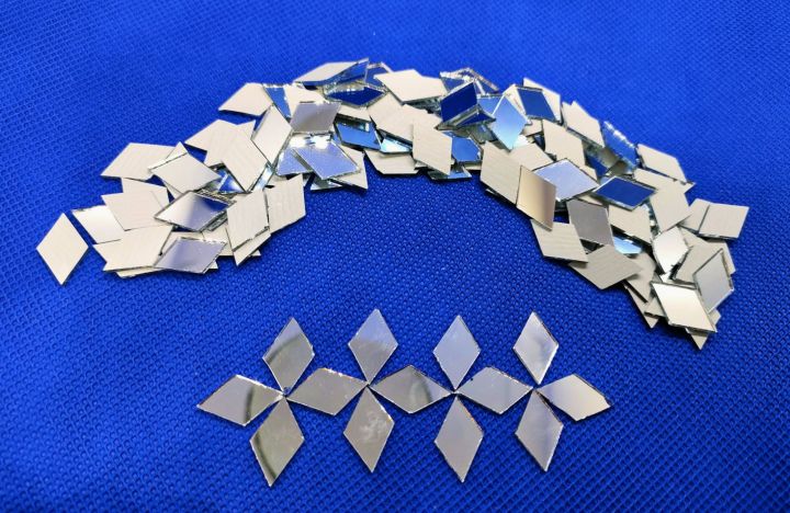 Glass%20Diamond%20Shape%20Small%20Mirrors%20For%20Arts%20And%20Crafts%20DIY%20Mirrors.%20Diamond%20Shape%20Mirror%20Mosaic%20Tiles%20-%20Image%205