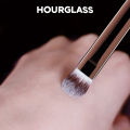 Hourglass Makeup Brush -No.3 All Over Shadow Brush Soft and Skin-friendly Fiber Hair Fashion Design Single Eye Brush. 