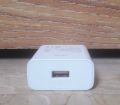 vivo

ADAPTOR

MODEL: V1020C-EU

INPUT 100-240V-50/60 Hz 0.35A

OUTPUT 5.0V-20A 10.0W. 