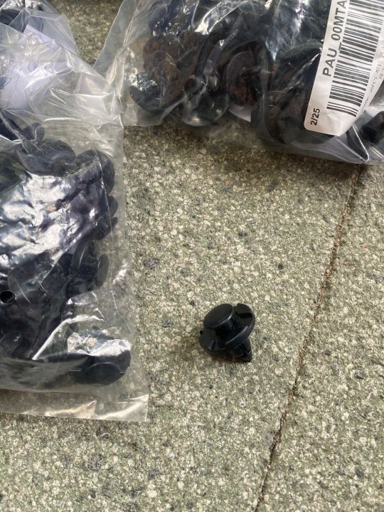 All%20Nissan%20wheel%20arch%20plastic%20clips%20Trana%20sylhy%20Tiida%20XTrail%20March%20Almera%20sunny%20Cefiro%20-%20Image%203