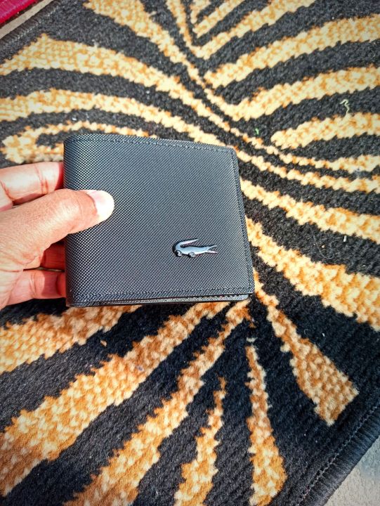 New%20Bi%20Fold%20Wallet%20With%20%20card%20holder%20slot%20and%20cash%20money%20chamber%20For%20Mens%20With%20full%20box%20-%20Image%202