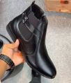 Men chelsi boot.