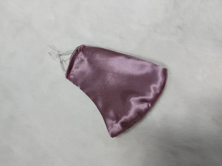 Premium%20Silk%20face%20mask%20for%20women%20-%20Image%203