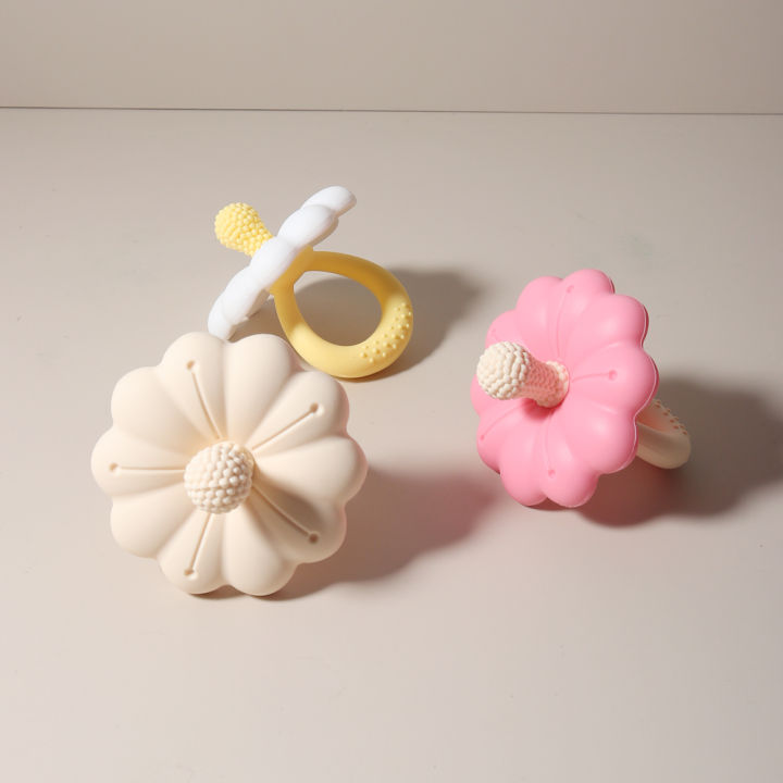 2026%20Hot%20Sale%20Baby%20Flower%20Shape%20Teether%20Silicone%20Pacifier%20Teether%20Big%20Size%20Baby%20BPA%20Free%20Teether%20Toy%20-%20Image%205
