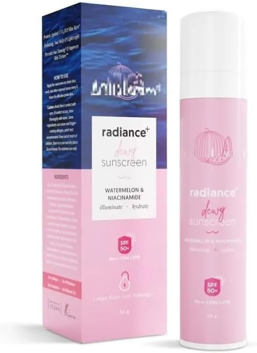 Aqualogica%20Radiance+%20SPF%2050+%20Dewy%20Sunscreen%2050g%20Indoor%20&%20Outdoor%20Protection%20-%20Image%203