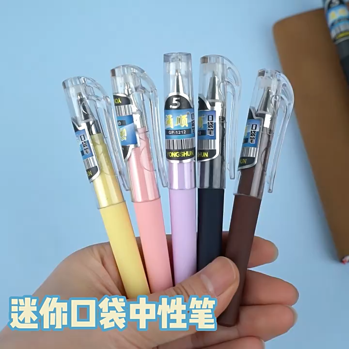 Portable Pocket Pen Short Portable Business Sign Pen Black Short Mini Gel Pen