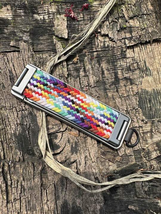 Mobile%20Phone%20Holder%20Back-Mounted%20Rainbow%20Belt%20Breathable%20Foldableing%20Portable%20Holder%20with%20Lanyard%20Ring%20Three-In-One%20Ring%20Holder%20-%20Image%203