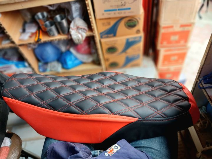 Motercycle%20Universal%20Bike%20Seat%20Cover%20Latest%20Bubble%20Design%20soft%20&%20Comfertable%20-%20Image%204