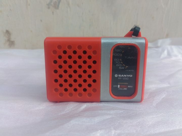 Radio 📻 Sanyo Pocket Radio Made in Japan MW Band Only In Beautiful ...