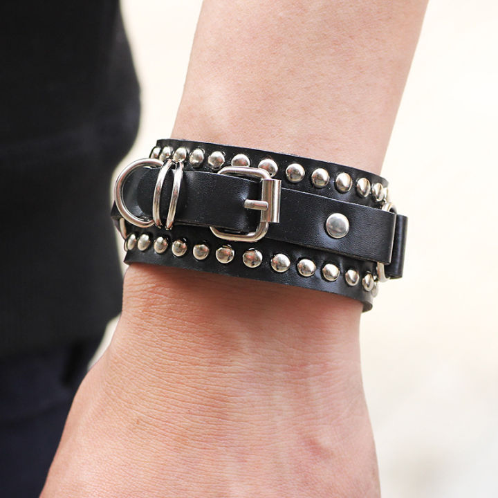 Black%20Leather%20Wristband%20Bracelet%20Cuff%20Goth%20Gothic%20Punk%20Bracelets%20Women%20Men%20Spikes%20Rivet%20Stud%20Bangle%20Cosplay%20Rock%20Unisex%20Jewelry%20-%20Image%202