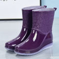 Four Seasons Jelly Anti Slip Thick Fashion New Waterproof Shoes for Women Wear Wear Wear Resistant Short Tube Rain Boots 2026.