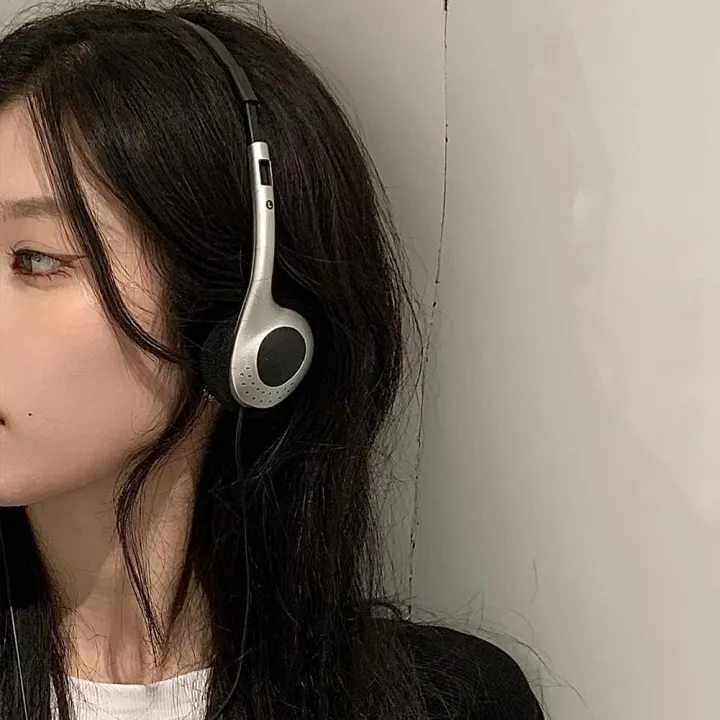 Y2K%20Personality%20Retro%20Headphones%20Millennium%20Style%20Headset%20Fashion%20Headset%20Over%20Ear%20Earbud%20Wired%20Headset%20-%20Image%202