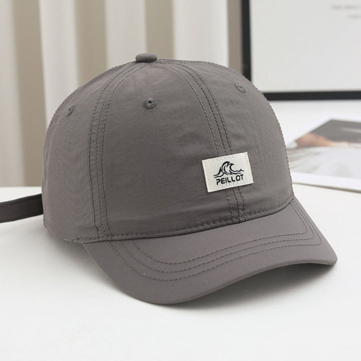 A%20Men'S%20Short-Brim%20Cap,%20New%20Summer%20Style,%20Breathable%20And%20Quick-Drying%20Baseball%20Hat,%20Lightweight%20Soft-Top%20Duckbill%20Cap%20for%20Women%20-%20Image%204