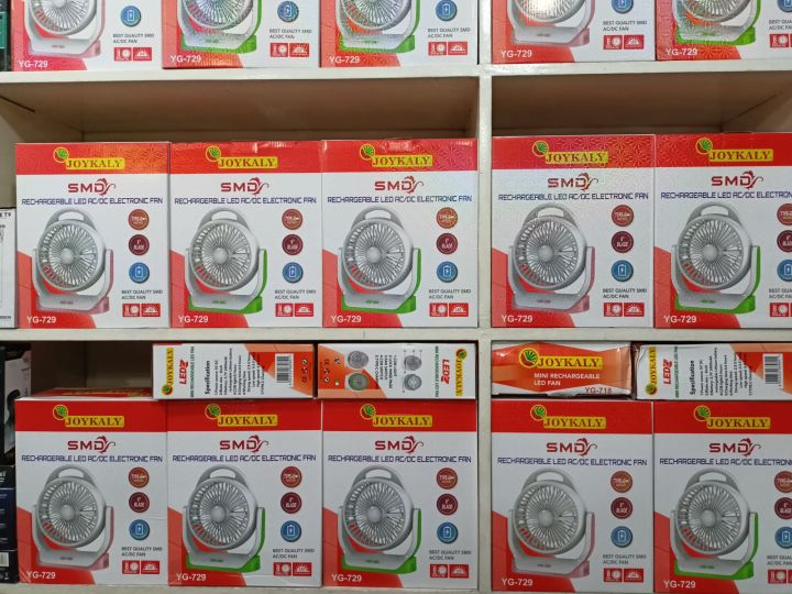 Joykali Ac /Dc Reachergeble table fan With led light