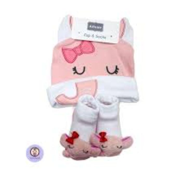 Newborn Cap Socks Set