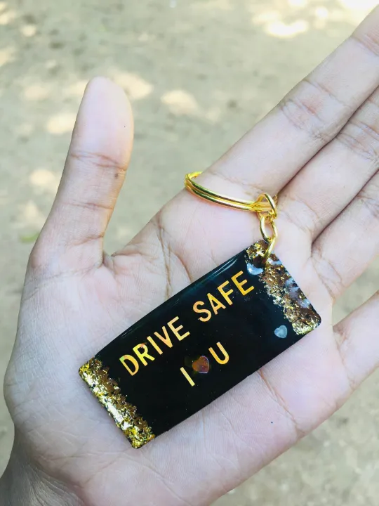 Drive%20safety%20key%20tag%20-%20Image%204