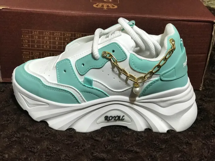 Latest 2024 Women Trendy casual Girls sneakers shoes ,Light