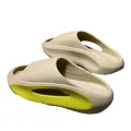 Popular eva slippers men's summer 2024 new beach sandals outer wear popular thick-soled aircraft slippers. 