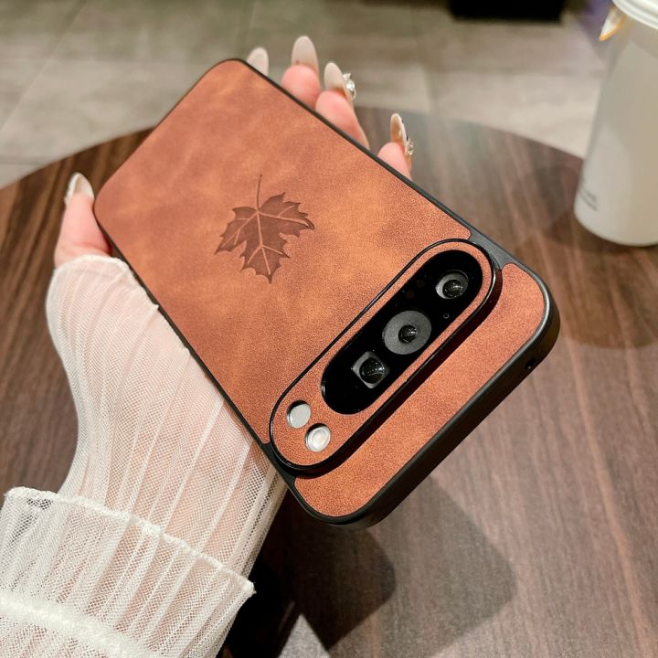 Retre%20Leather%20Phone%20Case%20For%20Google%20Pixel%2010%209%20Pro%20XL%208%207%20Pro%208A%207A%20Maple%20Leaves%20Case%20Cover%20for%20Pixel%209Pro%209A%208Pro%207Pro%2010Pro%20-%20Image%203