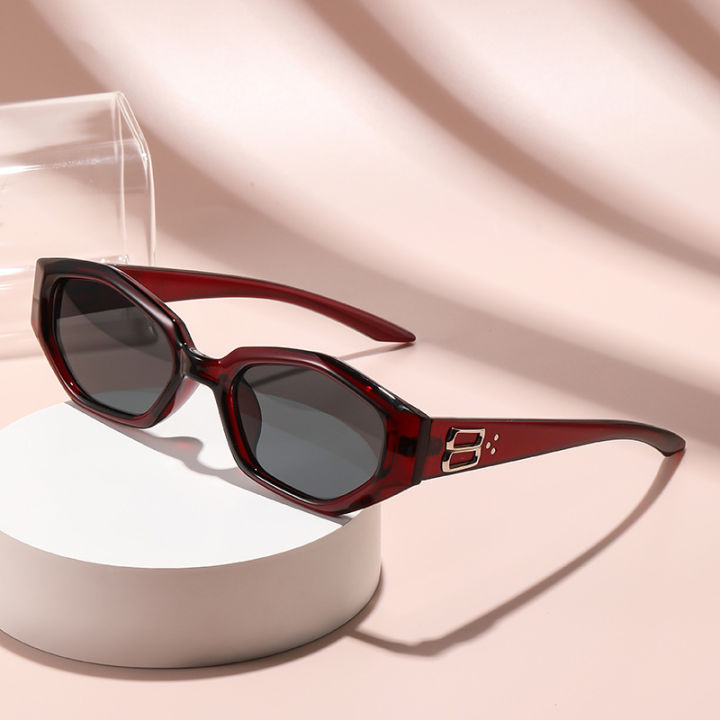 Polygon%20Retro%20Sunglasses%20-%20Fashionable%20Small%20Square%20Frame%20-%20Slimming%20Effect%20For%20Round%20Faces%206102%20-%20Image%205