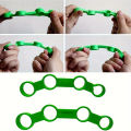 1pc Universal Finger Expander Guitar Chord Opener Accessories Finger Trainer Finger Splitter for Piano. 