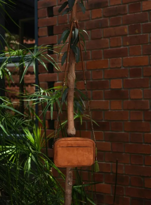Crossbody%20Shoulder%20Bag%20For%20Girls%20New%20Embroidery%20Trendy%20Handbag%20Ethnic%20Style%20Ladies%20Handbag%20New%20design%C2%A0%20purse%20Jannat%20Store%20-%20Image%206