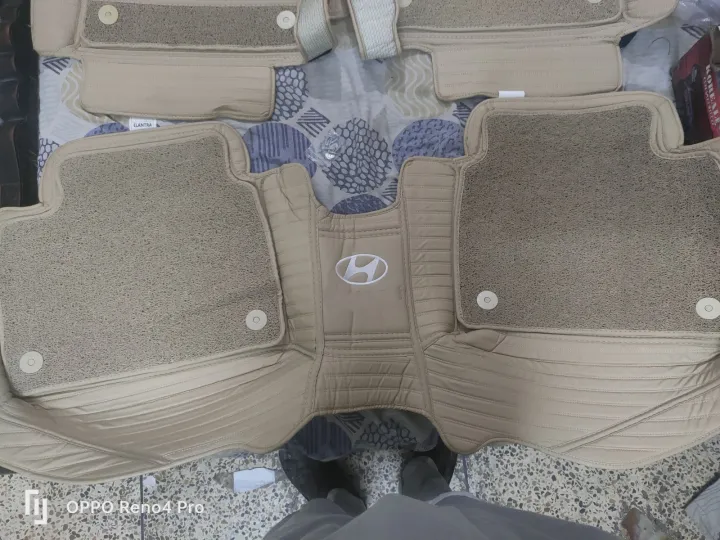 Hyundai%20Tucson%2010D%20Floor%20Mats%20with%20Grass%20Mats%20Premium%20Quality%20Imported%20Tray%20Type%20-%20Image%206