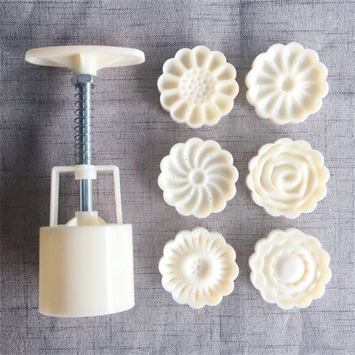 Jelly%20Mooncake%20Mould%20Plastic%20Mooncake%20Mold%20Press%20With%20Cookie%20Stamps%20Round%20Chinese%20Traditional%20Moon%20Cake%20Mold%20%20%200086%20-%20Image%202