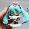 Hatsune Miku Anime Figurine Holding Cinnamoroll Bean Eyed Kawaii Tabletop Decorations Action Figures Doll Model Children ToyGift. 