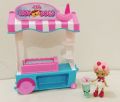 Shopkins Season 8 USA World Vacation America Hot Dog Stand Play set. 