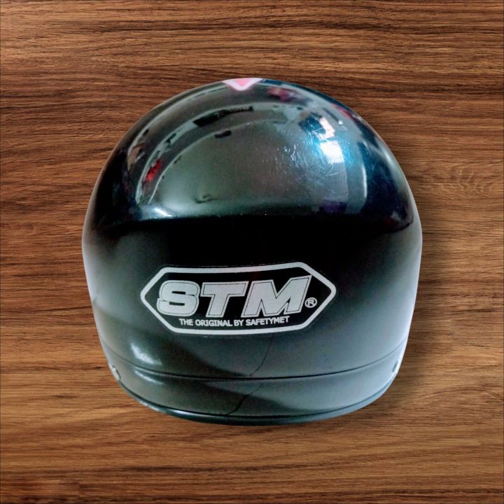 RIDER%20Runner%20Full%20Face%20Motorbike%20Helmet%20%20(Black%20&%20White)%20-%20Image%202