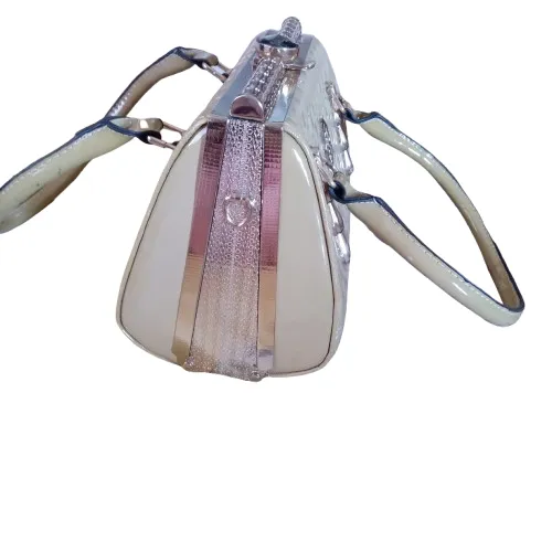 Ladies%20HandBag%20%7C%20Fancy%20Purse%20%7C%20Party%20Purse%20%7C%20Metal%20Frame%20%7C%20Stylish%20Purse%20%7C%20Light%20Weight%20Bamboo%20Handle%20Bag%20-%20Image%204