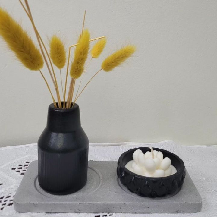 Artificial%20flower%20decorative%20vase%20combo%20live%20plantable%20with%202%20different%20size%20tray%20our%20exclusive%20and%20luxurious%20edition%20Concrete%20made%20-%20Image%206