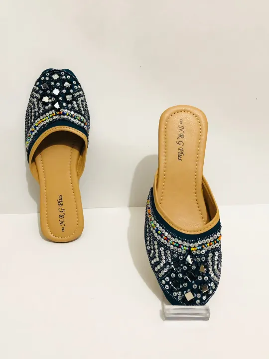 Girls%20Beautiful%20Gorgeous%20Rajsthani%20Half%20Nagra%20Shoes%20%7C%20Half%20Nagra%20-%20Image%207