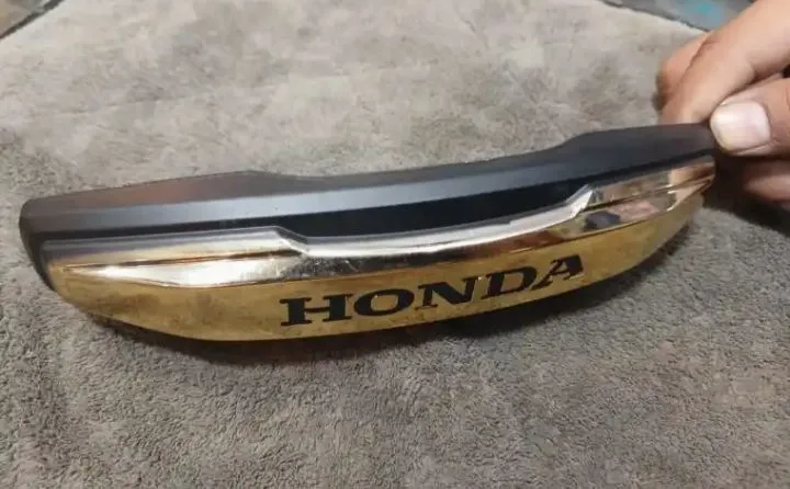 honda%20125%20and%2070%20front%20monogram%20-%20Image%207