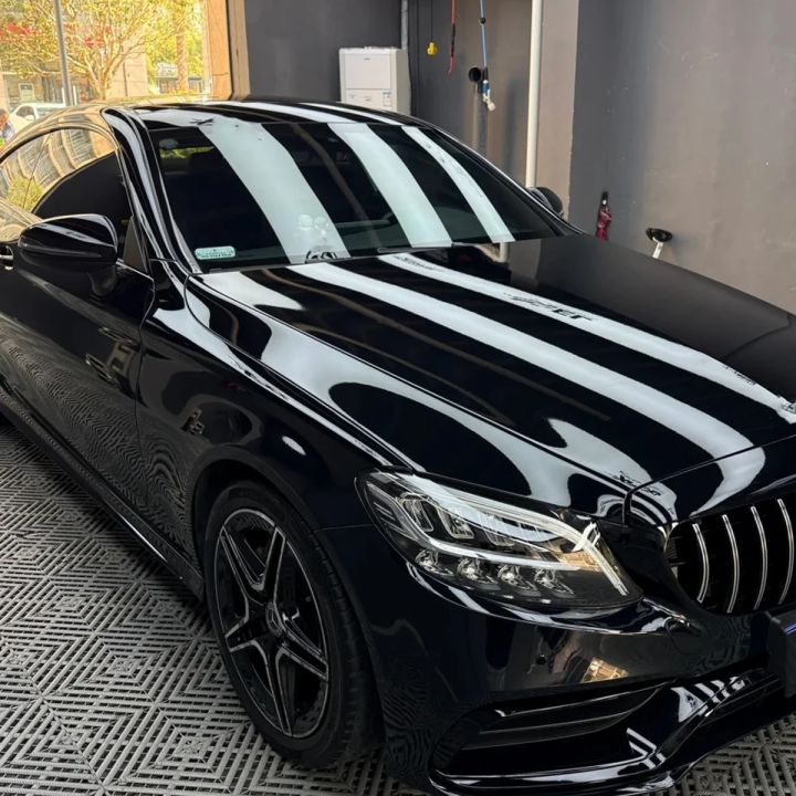 Piano%20Black%20Glossy%20Vinyl%20Wrap%20Film%20Gloss%20Black%20Self%20Adhesive%20Vinyl%20Sticker%20Bubble%20Free%20Vehicle%20Window%20Trim%20Mirror%20-%20Image%202