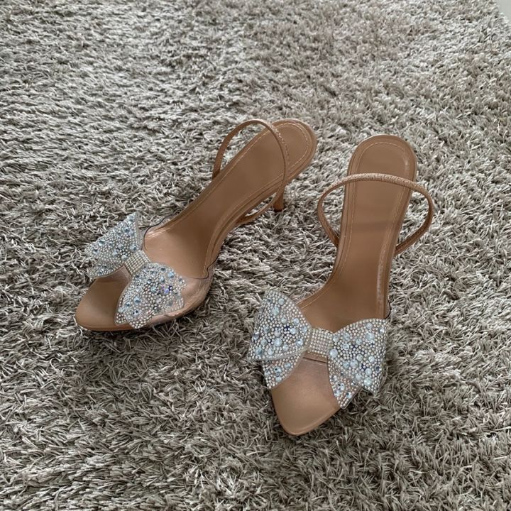 2025%20Women%20Summer%20Bow%20Rhinestone%20Slingback%20Pumps%20Fashion%20Lady%20Transparent%20High%20Heels%20Sandals%20Elegant%20Pointed%20Toe%20Heels%20-%20Image%204