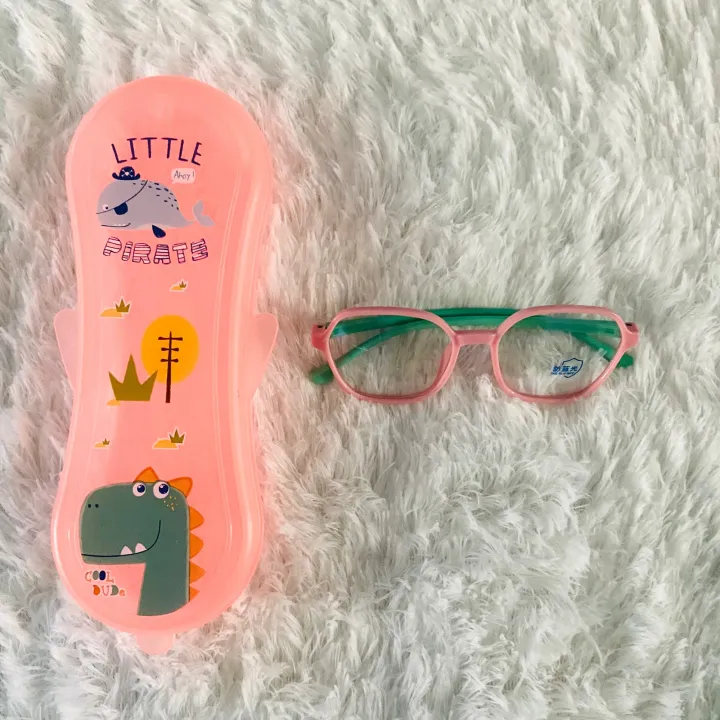 Blue%20light%20blocking%20glasses%20eye%20protection%20glasses%20for%20ages%206-15%20years%20-%20Image%207