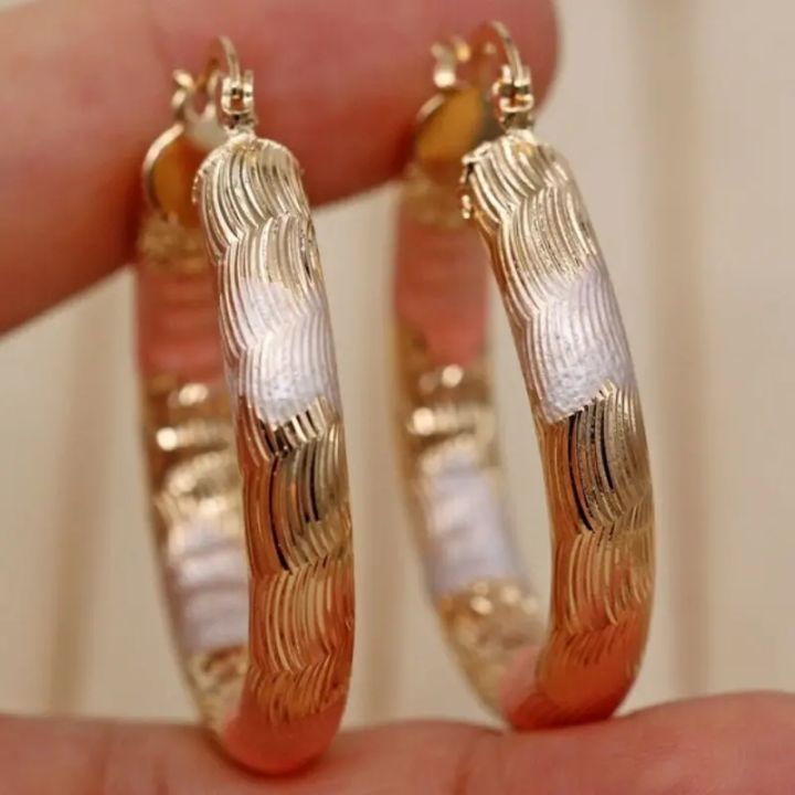 Golden%20Hoop%20Earrings%20Bohemian%20Style%20Alloy%20Earrings%20Exquisite%20%20Women's%20Daily%20Casual%20Earrings%20-%20Image%203