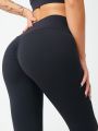 Seamless Peach Butt Lifting Yoga Pants - High-Waisted Buttery Soft Leggings for Women, Ideal for Running & Workouts. 