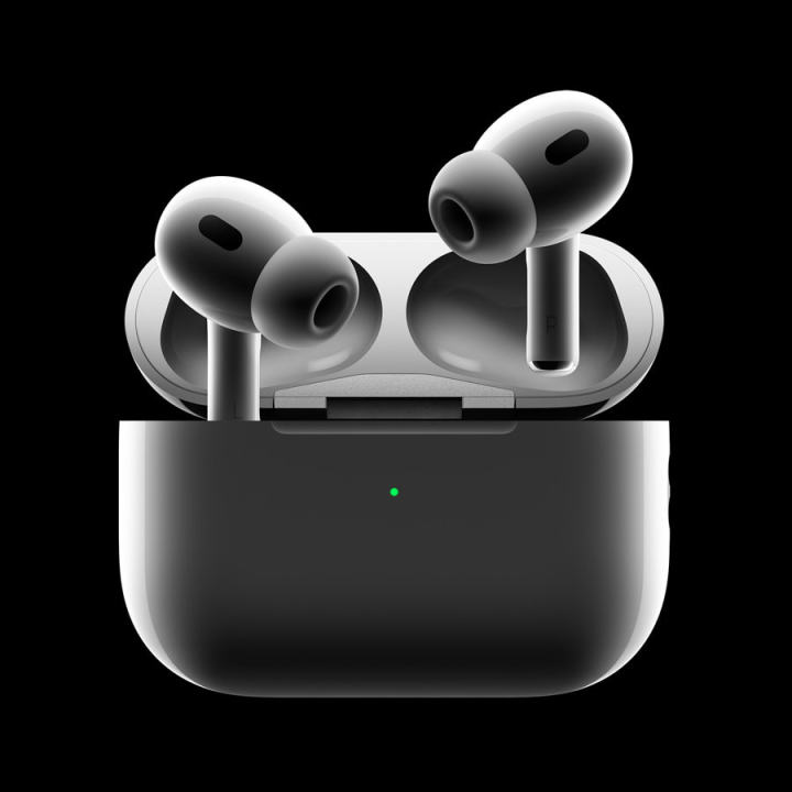 AirPods%204%20with%20Active%20Noise%20Cancellation%20(ANC)%20%7C%20Premium%20Sound%20&%20Comfort%20-%20Image%205