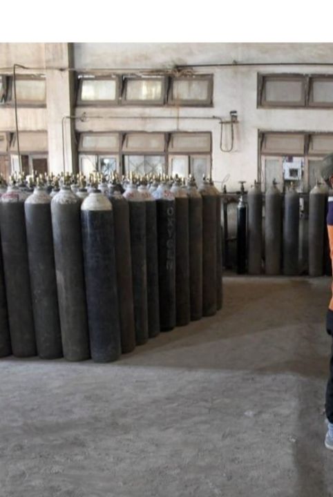 Large Oxygen Tank