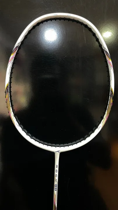 Badminton%20Racket%20Hundred%20Rock%2088%2032lbs%20-%20Image%206