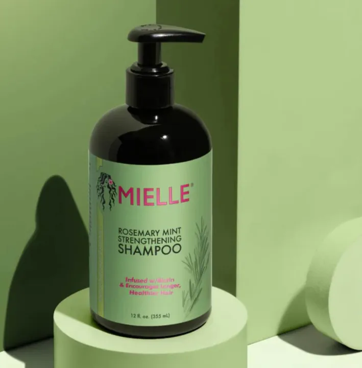 Mielle%20Organics%20Rosemary%20Mint%20Strengthening%20Shampoo%20355ml%20-%20Image%202