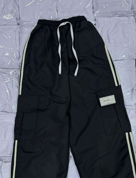 M26-112-42%20Local%20Made%20Cargo%20Pants%20-%20Image%203