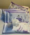 10 sheets of natural fragrance in very beautiful and cute packaging Yardley moisturizing and rejuvenating, fine fragrance wipes, lavender with no alcohol, 10 wipes per packaging.. 